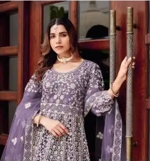 SAIYAARA BUTTERFLY NET GOWN - Image 7