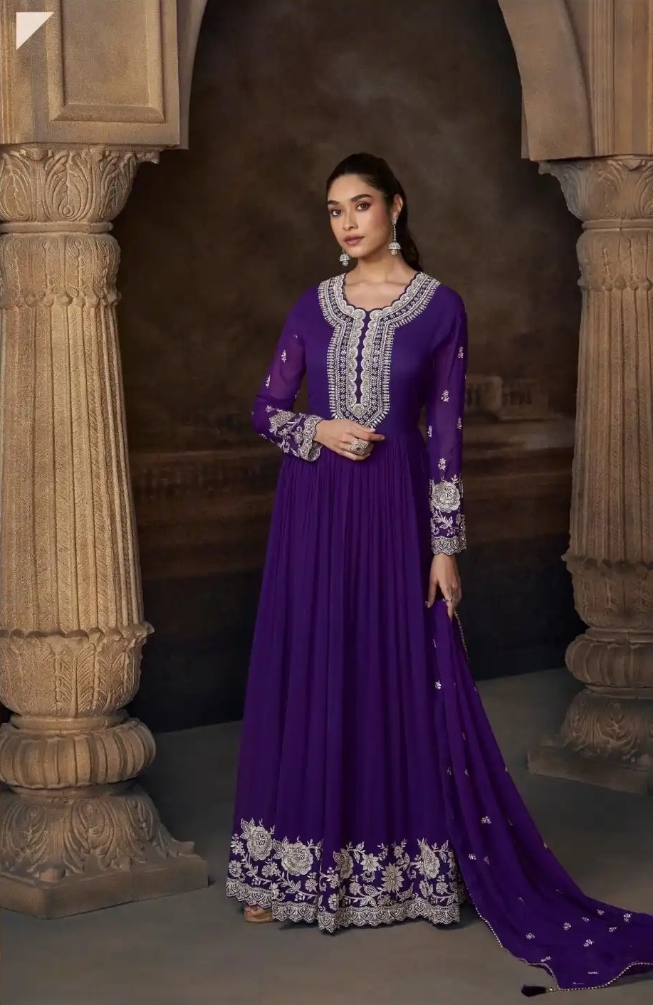 SAADGI GEORGETTE GOWN WITH DUPATTA - Image 9