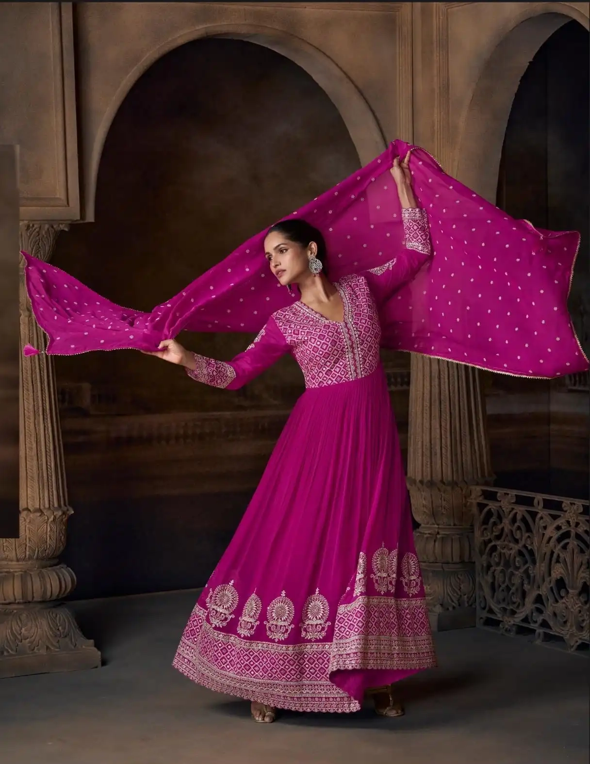 SAADGI GEORGETTE GOWN WITH DUPATTA - Image 7