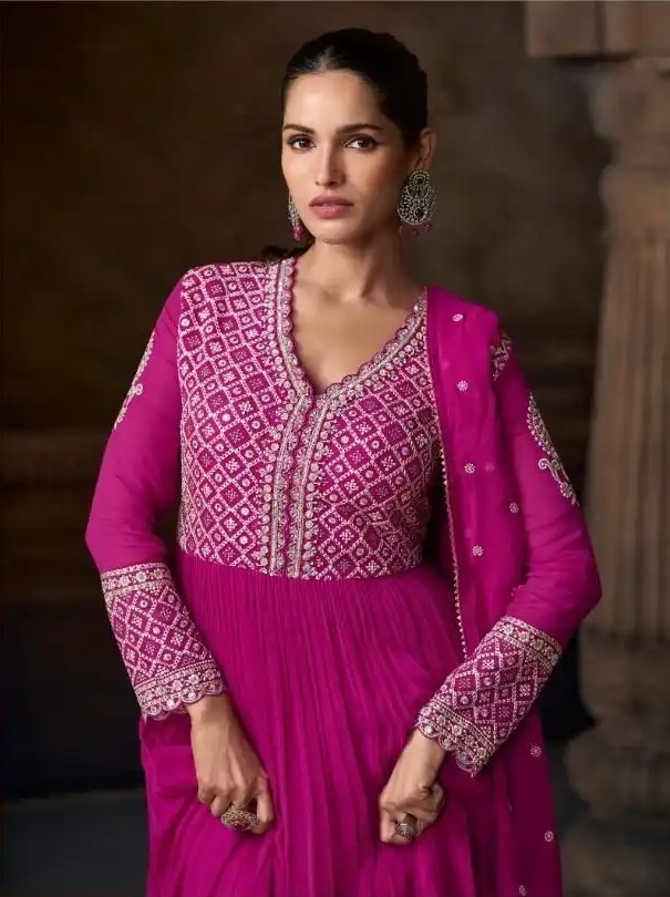 SAADGI GEORGETTE GOWN WITH DUPATTA - Image 6