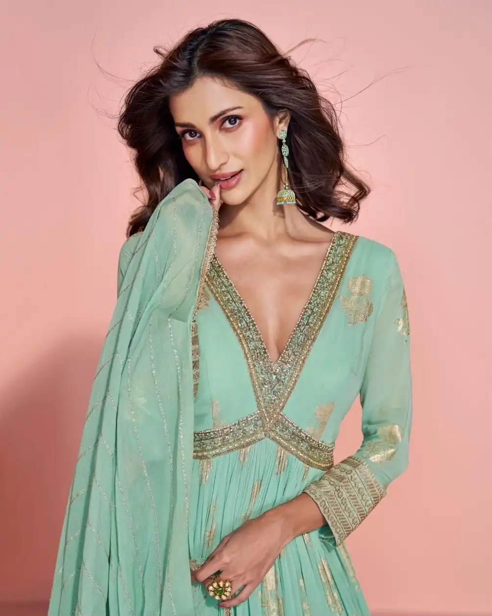 SAHEEN VISCOSE GOWN - Image 7