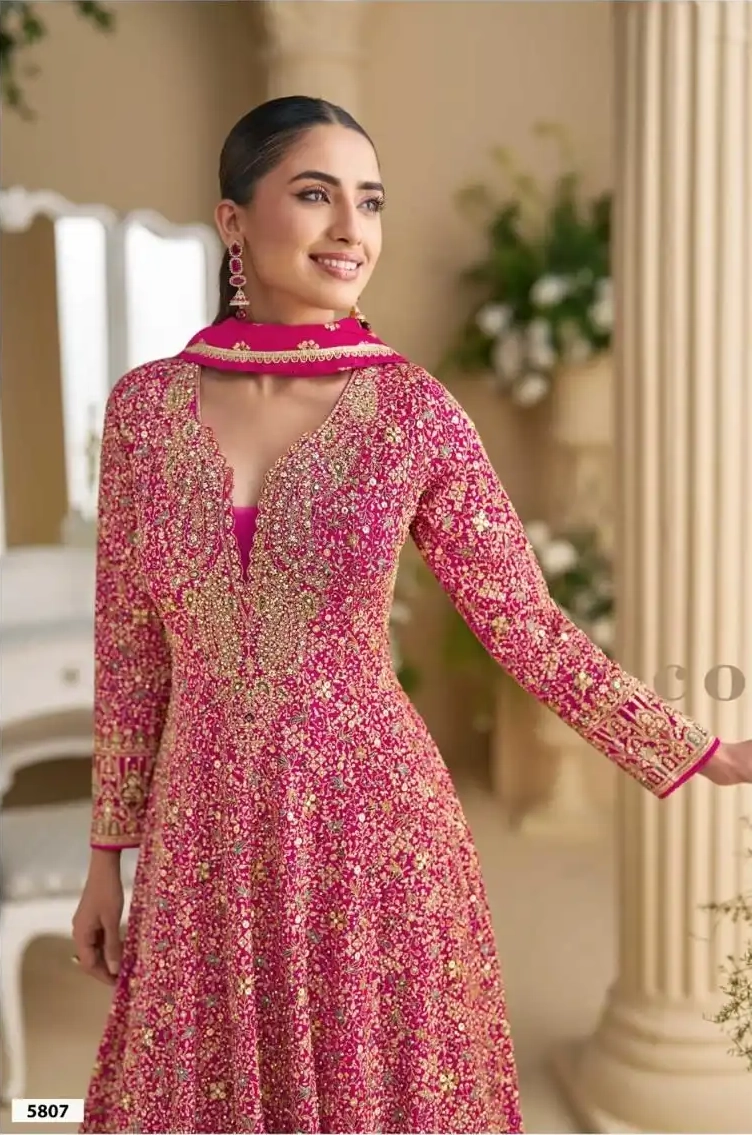 PARAMPARA GEORGETTE GOWN - Image 8