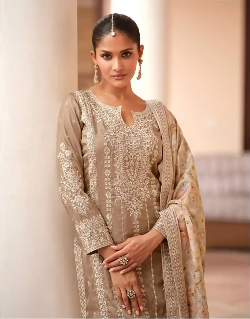 SONALI SIMAR SILK SALWAR SUIT - Image 3